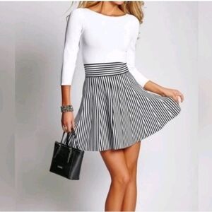 Guess | Boat Neck Striped Flare Bandage Dress Size XS White Black